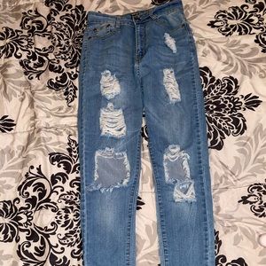 Fashion nova ripped jeans